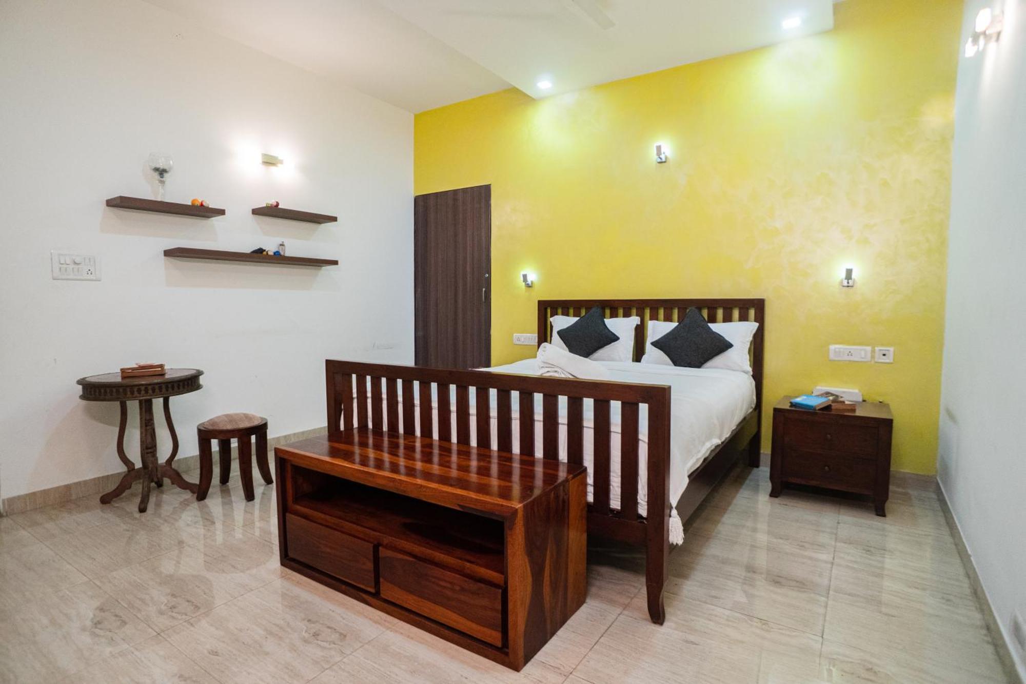 Ferienwohnung The White House Opp Park Hyatt Chennai Exterior foto
